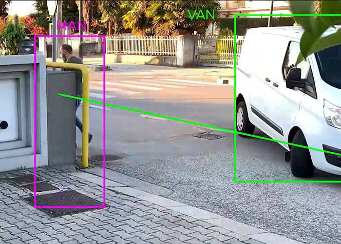 cb-smart-technology-van-car